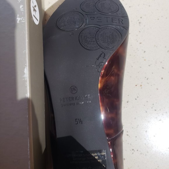 Peter Kaiser Naja Pumps...size 5.5 New with Box - Picture 5 of 11